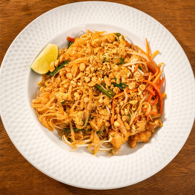 Pad Thai Combo.